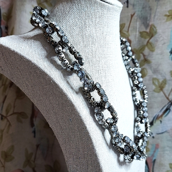 J. Crew Brushed Pewter Colored Prong Set Clear Rhinestone Link Chain Necklace - Picture 2 of 10